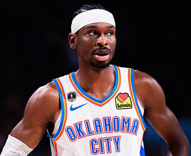 NBA常规赛多场对决上演逆转大战，哈登力压群雄