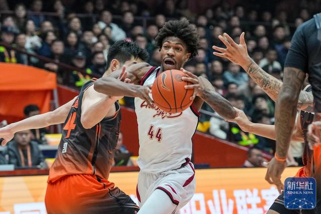 浙江稠州金租客场96-83力克山东高速