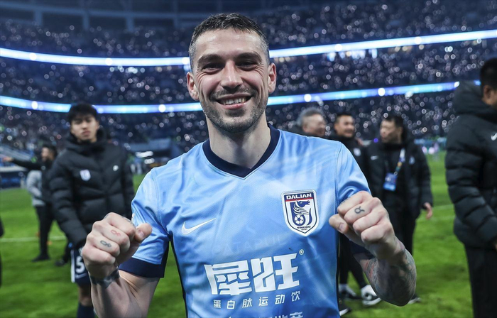 大连英博外援归队晚迎战山东泰山 客场能否全身