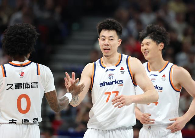 上海男篮24年再夺常规赛第一 体系升级成争冠新