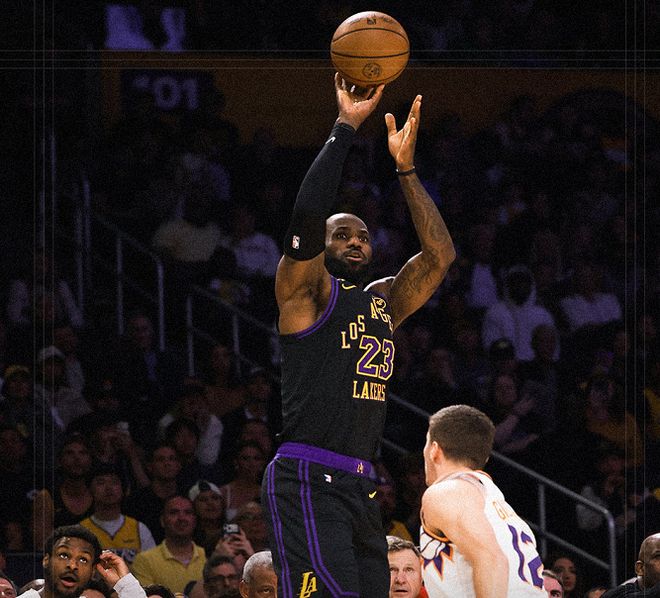 勒布朗詹姆斯率湖人狂胜太阳 双枪缺阵致太阳惨